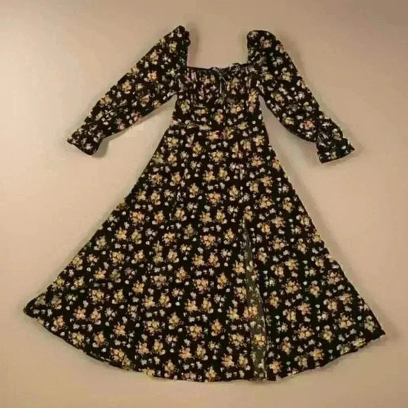 Maxi Floral Dress - Picture 2 of 3